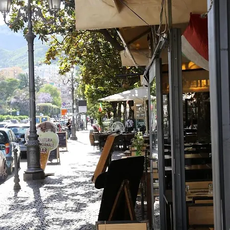 Hotel Palazzo Luciani Salernes